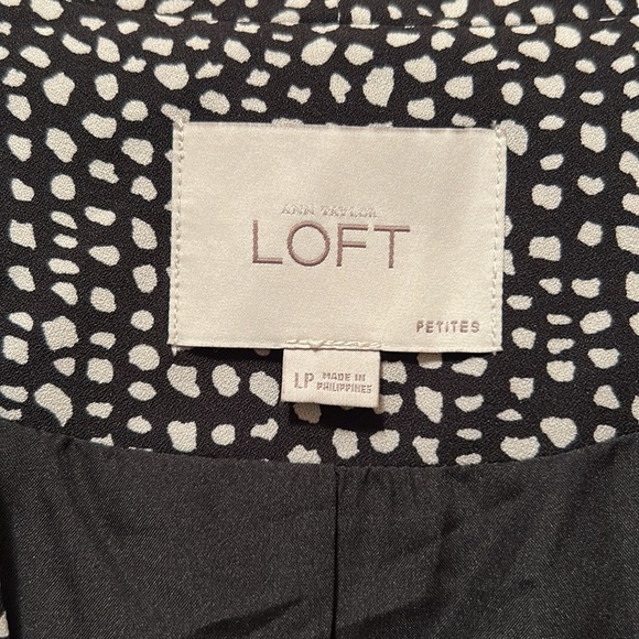 LOFT Blazer - Picture 2 of 4